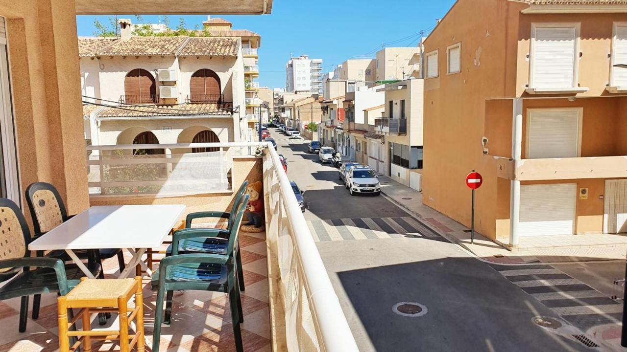 Les Gavines - Miramar Alquiler Solo Familias Apartment Bagian luar foto