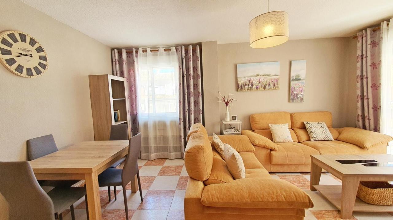 Les Gavines - Miramar Alquiler Solo Familias Apartment Bagian luar foto